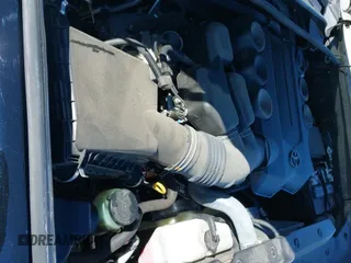 2019 Toyota 4Runner SR5 с VIN JTEZU5JR7K5209324, выставлен на аукционе IAAI как лот 41372044 с пробегом 50 040 миль миль и . История ставок и продаж доступна на DreamBid. Изображение 18.