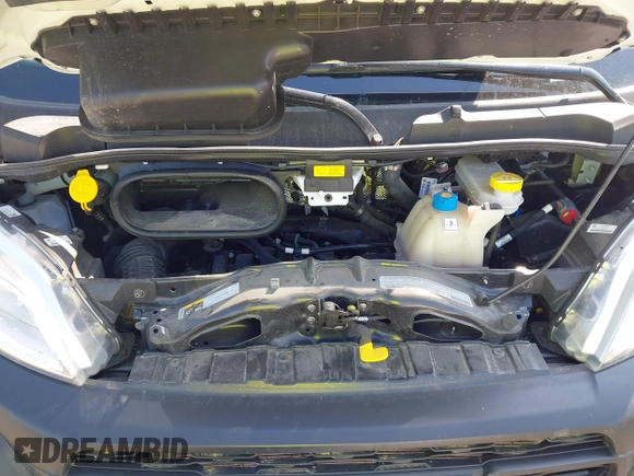 2025 Ram ProMaster Cargo Tradesman with VIN 3C6LRVDG6SE504125, listed as a IAAI auction lot 42158811 with 20,721 mi miles and . Bid and sale history available at DreamBid. Image 10.