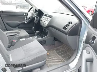 2005 Honda Civic with VIN JHMES96605S020601, listed as a IAAI auction lot 41792929 with 151,178 mi miles and . Bid and sale history available at DreamBid. Image 5.