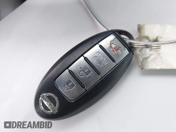 2014 Nissan Sentra S with VIN 3N1AB7AP2EY321055, listed as a IAAI auction lot 41919914 with 114,883 mi miles and . Bid and sale history available at DreamBid. Image 11.