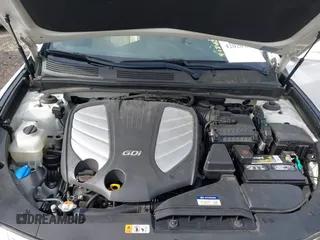 2017 Hyundai Azera Limited with VIN KMHFH4JG8HA591542, listed as a IAAI auction lot 42020982 with 75,174 mi miles and . Bid and sale history available at carsss.com. Image 10.