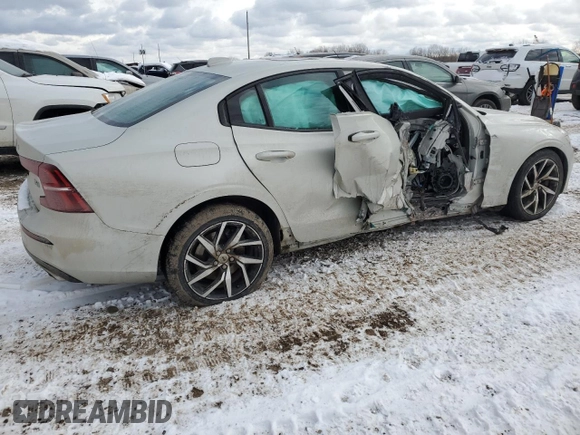 2019 Volvo S60 Momentum with VIN 7JRA22TK8KG004025, listed as a Copart auction lot 83579094 with 79,385 mi miles and Salvage Title. Bid and sale history available at carsss.com. Image 3.