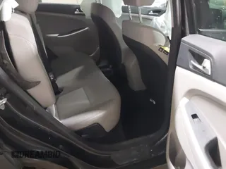 2019 Hyundai Tucson SE with VIN KM8J2CA41KU927792, listed as a IAAI auction lot 41859181 with 1 mi miles. Bid and sale history available at carsss.com. Image 8.