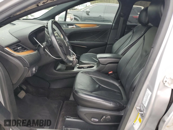 2017 Lincoln MKC Select with VIN 5LMCJ2C91HUL70659, listed as a Copart auction lot 51158085 with 54,296 mi miles and Salvage Title. Bid and sale history available at DreamBid. Image 7.