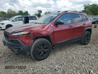 2016 Jeep Cherokee Trailhawk z VIN 1C4PJMBS2GW246248, wystawiony jako Copart lot #56546385 z przebiegiem 110 675 mil mil oraz Szkoda całkowita • Salvage title. Historia ofert i sprzedaży dostępna na DreamBid. Obrazek 1.