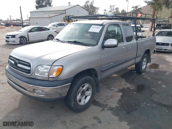 2002 Toyota Tundra SR5 with VIN 5TBRN34142S226998, listed as a IAAI auction lot 41554807 with 209,339 mi miles. Bid and sale history available at carsss.com. Image 2.