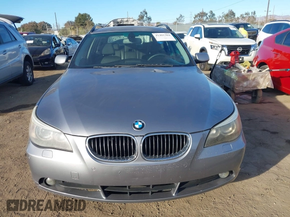 2007 BMW 5 Series 530xi with VIN WBANN73527CN04174, listed as a IAAI auction lot 41401304 with 114,405 mi miles and . Bid and sale history available at DreamBid. Image 12.