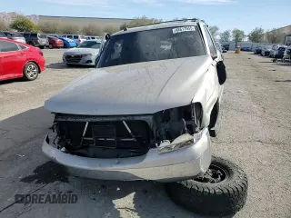 2004 GMC Yukon SLT z VIN 1GKEC13Z84J297911, wystawiony jako Copart lot #48617955 z przebiegiem 173 004 mil mil oraz Szkoda całkowita • Salvage title. Historia ofert i sprzedaży dostępna na DreamBid. Obrazek 12.