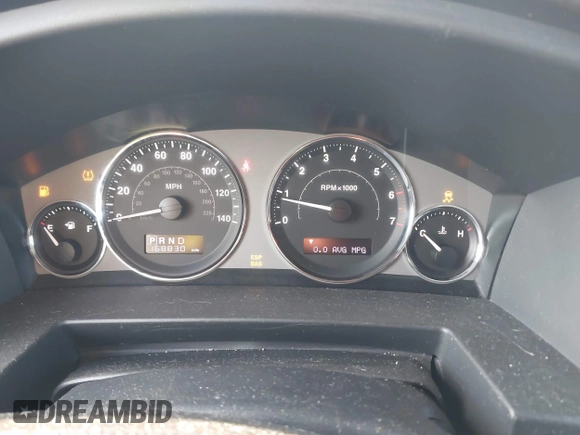 2008 Jeep Commander Limited z VIN 1J8HG58N38C196949, wystawiony jako IAAI lot #41311496 z przebiegiem 168 830 mil mil oraz . Historia ofert i sprzedaży dostępna na DreamBid. Obrazek 7.