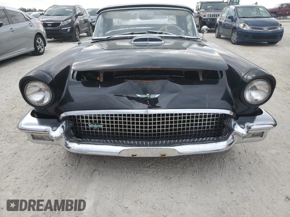 1957 Ford Thunderbird with VIN D7FH241317, listed as a Copart auction lot 78263654 with 92,102 mi miles and Salvage Title. Bid and sale history available at DreamBid. Image 5.