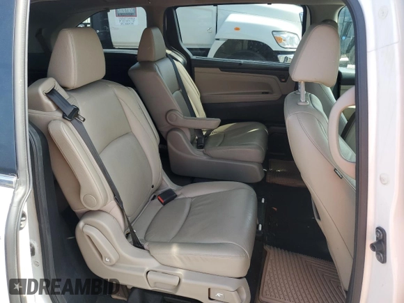 2020 Honda Odyssey EX-L z VIN 5FNRL6H79LB040523, wystawiony jako Copart lot #57383005 z przebiegiem 105 754 mil mil oraz Szkoda całkowita • Salvage title. Historia ofert i sprzedaży dostępna na DreamBid. Obrazek 11.