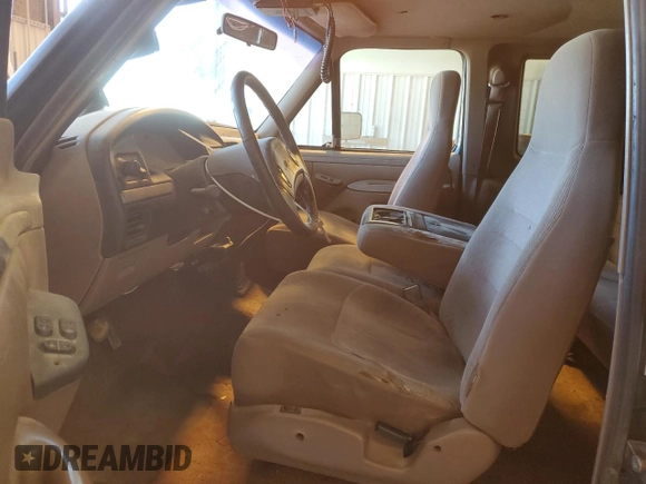 1995 Ford F-250 with VIN 1FTHX25F4SKB69890, listed as a Copart auction lot 48048305 with 368,144 mi miles and Clean Title. Bid and sale history available at carsss.com. Image 7.