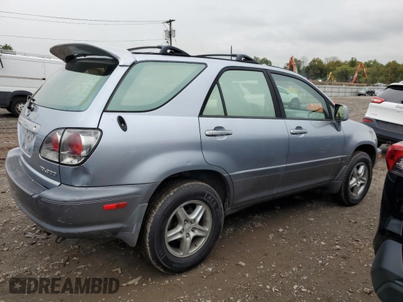 2002 Lexus RX 300 with VIN JTJHF10U720284642, listed as a Copart auction lot 73081784 with 234,820 mi miles and Clean Title. Bid and sale history available at carsss.com. Image 3.