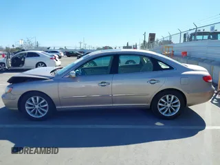 2007 Hyundai Azera SE with VIN KMHFC46F07A183646, listed as a IAAI auction lot 41705832 with 67,230 mi miles. Bid and sale history available at carsss.com. Image 15.