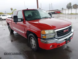 2004 GMC Sierra 1500 SLE with VIN 2GTEC19T441280693, listed as a IAAI auction lot 41796201 with 128,898 mi miles and . Bid and sale history available at DreamBid. Image 1.