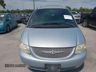 2002 Chrysler Town & Country Limited with VIN 2C8GP64L52R609030, listed as a IAAI auction lot 42222410 with 117,613 mi miles and . Bid and sale history available at DreamBid. Image 6.