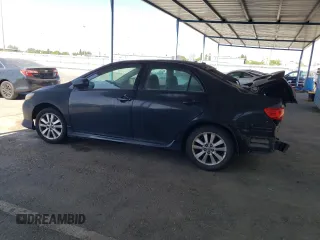 2010 Toyota Corolla z VIN 2T1BU4EE6AC455239, wystawiony jako Copart lot #60570335 z przebiegiem 256 499 mil mil oraz Szkoda całkowita • Salvage title. Historia ofert i sprzedaży dostępna na DreamBid. Obrazek 2.