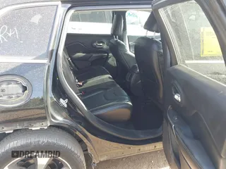 2019 Jeep Cherokee Limited с VIN 1C4PJLDB9KD427679, выставлен на аукционе IAAI как лот 41797126 с пробегом 112 457 миль миль и . История ставок и продаж доступна на DreamBid. Изображение 8.