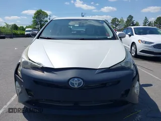 2017 Toyota Prius Two with VIN JTDKARFU4H3051645, listed as a IAAI auction lot 41991804 with 301,338 mi miles. Bid and sale history available at carsss.com. Image 12.