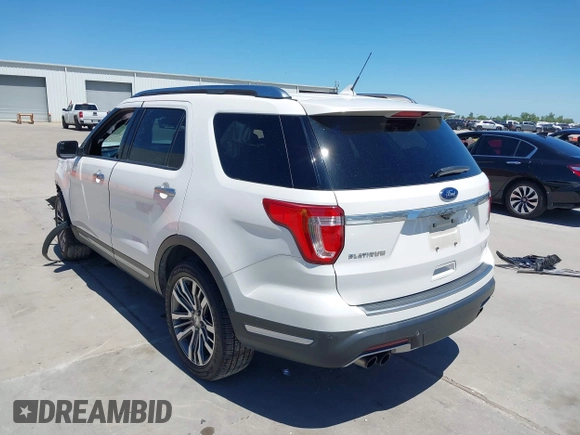 2019 Ford Explorer Platinum с VIN 1FM5K8HT8KGA02291, выставлен на аукционе IAAI как лот 42313377 с пробегом 126 752 миль миль и . История ставок и продаж доступна на DreamBid. Изображение 3.