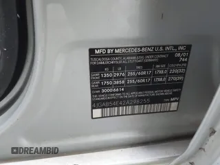 2002 Mercedes-Benz M 320/430/500 z VIN 4JGAB54E42A298255, wystawiony jako IAAI lot #42502789 z przebiegiem 134 879 mil mil oraz . Historia ofert i sprzedaży dostępna na DreamBid. Obrazek 9.