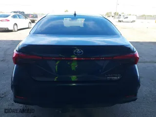 2019 Toyota Avalon Hybrid Limited with VIN 4T1B21FB5KU007633, listed as a IAAI auction lot 41615161 with 132,182 mi miles. Bid and sale history available at carsss.com. Image 16.
