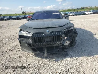 2023 BMW 7 Series 760i xDrive with VIN WBA33EJ09PCM54270, listed as a Copart auction lot 56201195 with 39,708 mi miles and Salvage title. Bid and sale history available at DreamBid. Image 5.