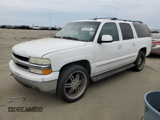 2002 Chevrolet Suburban Z71 with VIN 3GNFK16T12G337293, listed as a Copart auction lot 45226565 with 254,901 mi miles and Salvage Title. Bid and sale history available at carsss.com. Image 1.