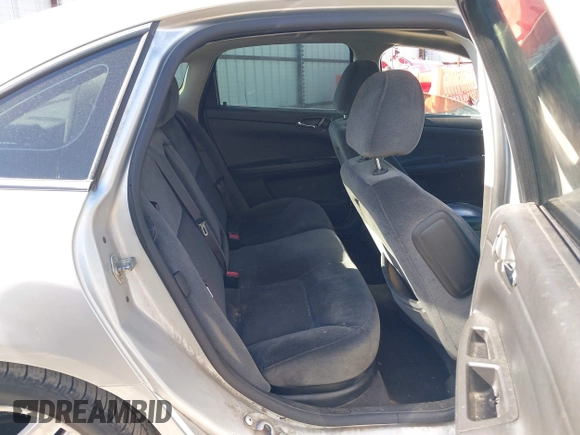 2014 Chevrolet Impala LT with VIN 2G1WB5E31E1184020, listed as a IAAI auction lot 41770355 with 135,367 mi miles and . Bid and sale history available at DreamBid. Image 8.