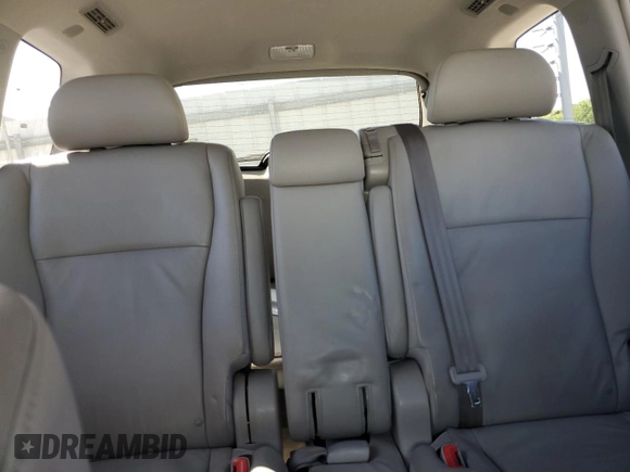 2008 Toyota Highlander Hybrid Limited with VIN JTEEW44AX82013252, listed as a Copart auction lot 52811935 with 200,042 mi miles and Salvage Title. Bid and sale history available at carsss.com. Image 10.