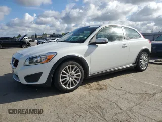 2011 Volvo C30 with VIN YV1672MK3B2205455, listed as a Copart auction lot 51128085 with 100,576 mi miles and Salvage Title. Bid and sale history available at carsss.com. Image 1.