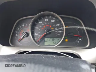 2013 Toyota RAV4 XLE с VIN JTMRFREV2D5002727, выставлен на аукционе IAAI как лот 42273740 с пробегом 180 162 миль миль и . История ставок и продаж доступна на DreamBid. Изображение 7.