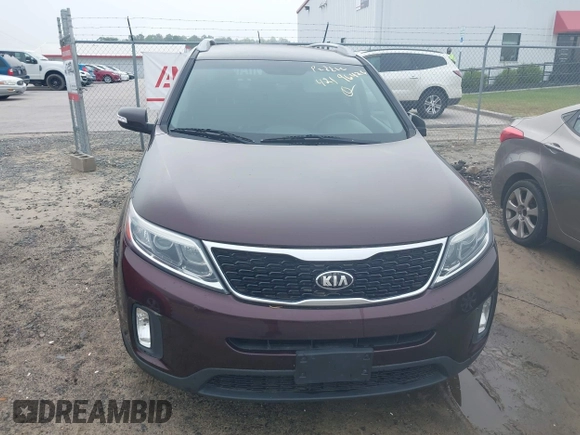 2015 Kia Sorento LX with VIN 5XYKTDA76FG565178, listed as a IAAI auction lot 42196426 with 160,933 mi miles. Bid and sale history available at carsss.com. Image 12.