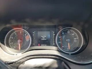 2020 Jeep Cherokee Latitude Plus z VIN 1C4PJLLBXLD519788, wystawiony jako Copart lot #58859745 z przebiegiem 52 131 mil mil oraz Szkoda całkowita • Salvage title. Historia ofert i sprzedaży dostępna na DreamBid. Obrazek 9.