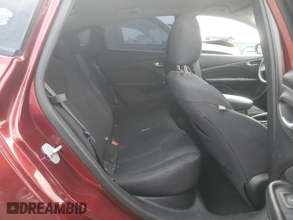 2015 Dodge Dart SE z VIN 1C3CDFAAXFD364315, wystawiony jako Copart lot #49776595 z przebiegiem 137 134 mil mil oraz Szkoda całkowita • Salvage title. Historia ofert i sprzedaży dostępna na DreamBid. Obrazek 10.