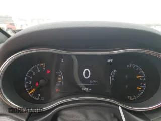 2017 Jeep Grand Cherokee Altitude z VIN 1C4RJFAG2HC802692, wystawiony jako Copart lot #52634335 z przebiegiem 59 758 mil mil oraz Szkody całkowita. Historia ofert i sprzedaży dostępna na DreamBid. Obrazek 9.