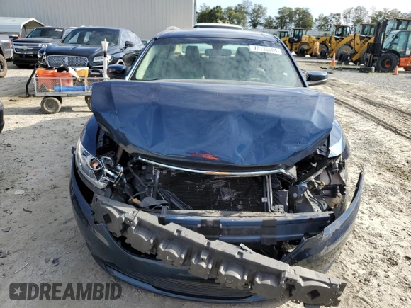 2017 Ford Taurus SEL with VIN 1FAHP2E96HG141620, listed as a Copart auction lot 70136684 with 146,284 mi miles and Salvage title. Bid and sale history available at DreamBid. Image 5.