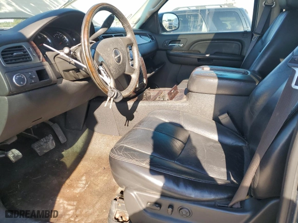 2007 GMC Yukon Denali with VIN 1GKFK63897J245381, listed as a Copart auction lot 73537924 with 0 mi miles and Salvage Title. Bid and sale history available at carsss.com. Image 7.