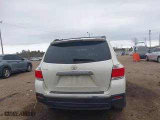2012 Toyota Highlander Limited with VIN 5TDYK3EH9CS085158, listed as a IAAI auction lot 41737906 with 229,205 mi miles. Bid and sale history available at carsss.com. Image 16.