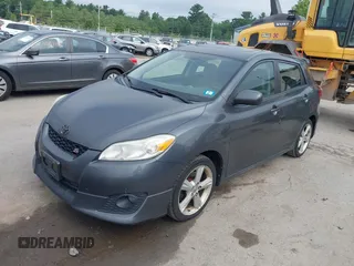 2010 Toyota Matrix S z VIN 2T1KE4EE3AC037850, wystawiony jako IAAI lot #42551754 z przebiegiem 206 353 mil mil oraz . Historia ofert i sprzedaży dostępna na DreamBid. Obrazek 2.