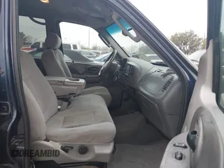 2003 Ford F-150 XLT with VIN 1FTRW07673KC94022, listed as a IAAI auction lot 41789268 with 271,047 mi miles. Bid and sale history available at carsss.com. Image 5.