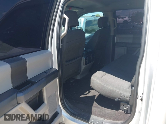 2019 Ford F-150 XL with VIN 1FTEW1EP6KKC59079, listed as a IAAI auction lot 42012514 with 181,963 mi miles. Bid and sale history available at carsss.com. Image 8.