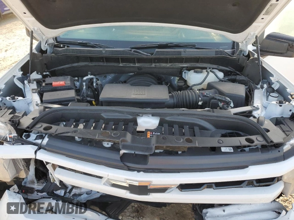 2024 Chevrolet Silverado 1500 RST with VIN 1GCUDEED5RZ182527, listed as a Copart auction lot 52426135 with 5,169 mi miles and Salvage Title. Bid and sale history available at carsss.com. Image 11.