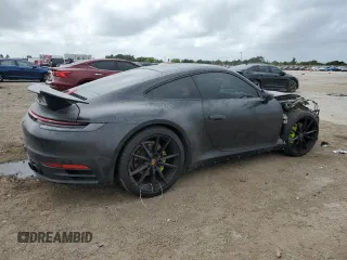 2020 Porsche 911 Carrera with VIN WP0AA2A96LS206670, listed as a Copart auction lot 79739884 with 31,925 mi miles and Salvage Title. Bid and sale history available at carsss.com. Image 3.
