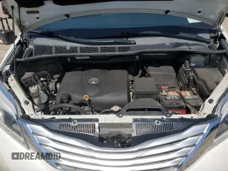 2017 Toyota Sienna XLE с VIN 5TDDZ3DC4HS160369, выставлен на аукционе Copart как лот 56485845 с пробегом 94 181 миль миль и Списание • Salvage title. История ставок и продаж доступна на DreamBid. Изображение 12.