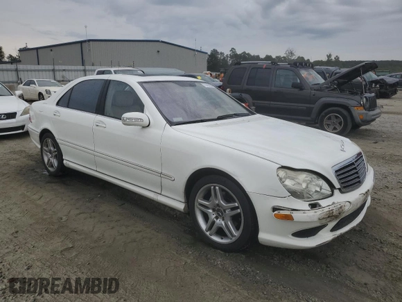 2006 Mercedes-Benz S-Class 4.3L with VIN WDBNG70J46A474165, listed as a Copart auction lot 71414334 with 152,755 mi miles and Salvage Title. Bid and sale history available at carsss.com. Image 4.