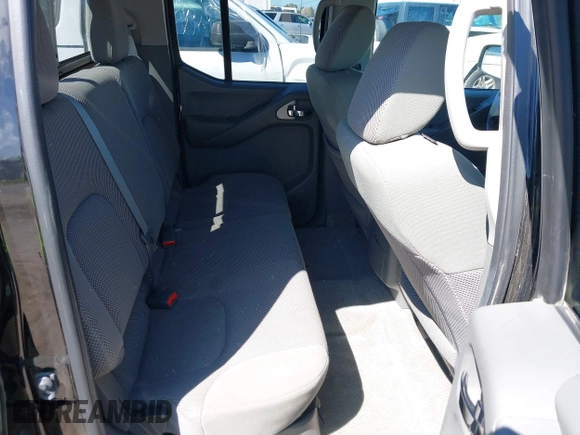 2015 Nissan Frontier SV with VIN 1N6AD0ER8FN750142, listed as a IAAI auction lot 41921446 with 85,591 mi miles and . Bid and sale history available at DreamBid. Image 8.