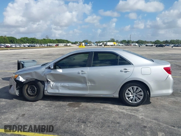 2012 Toyota Camry L with VIN 4T1BF1FK4CU098710, listed as a IAAI auction lot 41945757 with 102,578 mi miles. Bid and sale history available at carsss.com. Image 14.