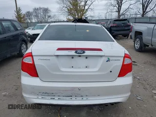 2011 Ford Fusion Hybrid with VIN 3FADP0L31BR316647, listed as a IAAI auction lot 41730126 with 162,354 mi miles. Bid and sale history available at carsss.com. Image 16.