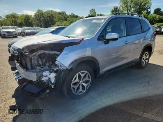 2024 Subaru Forester Premium с VIN JF2SKADC4RH454877, выставлен на аукционе Copart как лот 65581225 с пробегом 15 922 миль миль и Списание • Salvage title. История ставок и продаж доступна на DreamBid. Изображение 1.